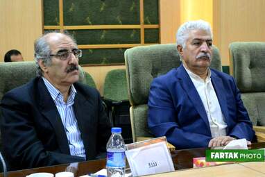 نشست معاون سیاسی وزارت کشور با معتمدین کرمانشاه