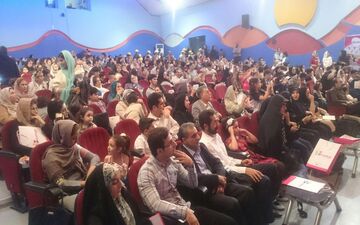 همایش پاسداشت کتابخوانی واحیای فرهنگ آن در کرمانشاه