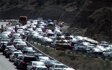 ترافیکی سنگین در مسیر بازگشت زائران اربعین