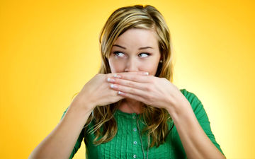  رفع بوی عرق با 10 گیاه دارویی
