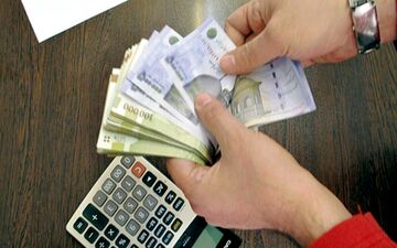 
انتشار جزئیاتی تازه از حقوق و مبلغ عیدی کارکنان دولت