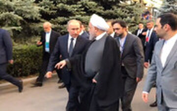 پیاده‌روی و گفت‌وگوی روحانی و پوتین در ارمنستان