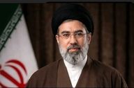  آیت‌الله سید مجتبی خامنه‌ای رهبر انقلاب از کودکی تا امروز با بازسازی هوش مصنوعی