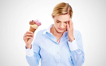 پشت پرده سردردهای چند ثانیه‌ای بعد از خوردن بستنی