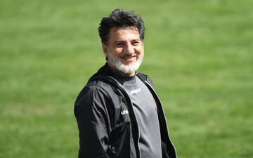 حمله تند پیشکسوت استقلال به قراردادهای نجومی و دلال‌ها