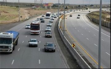 افزایش ۱۰درصدی تردد در جاده‌ها/ بارندگی در محورهای ۴ استان
