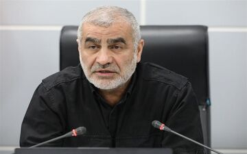 افشاگری نایب رئیس مجلس از پشت‌پرده مذاکرات اسلام‌آباد/ چرا آمریکایی‌ها ساعت ۳ صبح میز مذاکره را ترک کردند؟