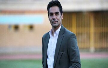 علیزاده: برد حق پرسپولیس بود/ داوران هوای تیم‌های پایتخت را دارند