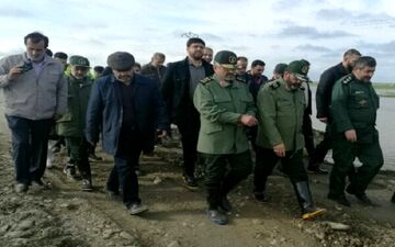 سردار جعفری از مناطق سیل‌زده مازندران بازدید کرد