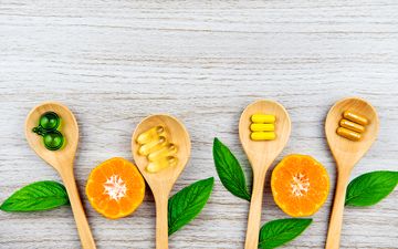 نقش مکمل ها در پیشگیری از ابتلا و تسریع روند بهبودی کرونا 