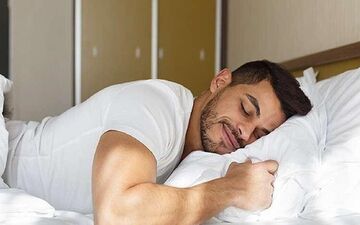 خواب در تاریکی مطلق؛ عامل پنهان برای سلامت قلب و کاهش خطر حمله قلبی