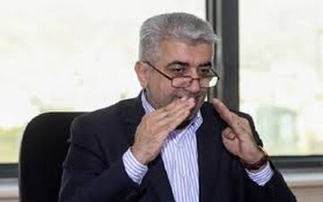  ژست عجیب وزیر در جلسه سوال از روحانی