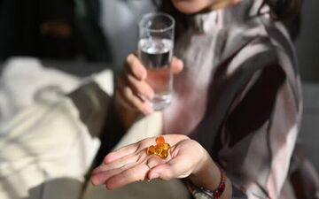 این افراد مکمل‌های روغن ماهی مصرف نکنند

