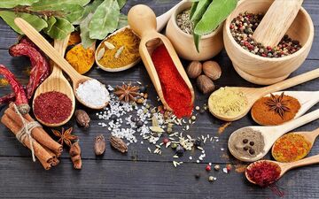  بهترین ادویه‌ها برای لاغری