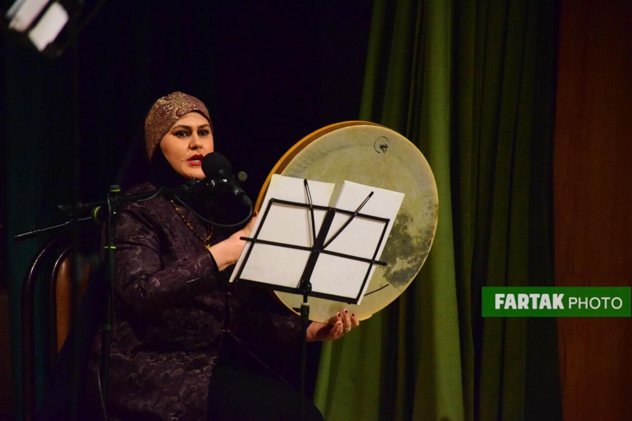 آخرین کنسرت سال در همدان / با اجرای گروه چکاد و با صدای هنرمند مردمی «کاظم مرادی»