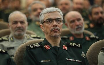 رئیس ستادکل نیروهای مسلح با تولیت آستان قدس رضوی دیدار کرد
