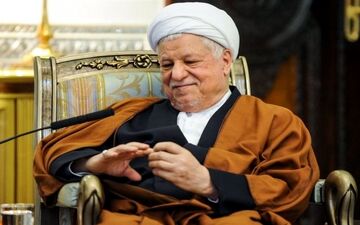 ساده‌ترین سفره‌ی افطار آیت‌الله هاشمی: تصویری به یاد ماندنی از ماه رمضان