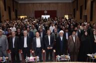 برگزاری نشست دبیر شورای عالی مناطق آزاد با مسئولان ماکو