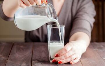  آشنایی با فواید بی نظیر شیر