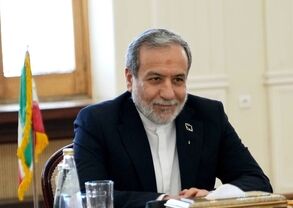 هشدار عراقچی به صدراعظم آلمان: دیگر خط قرمزی وجود نخواهد داشت

