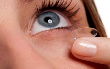 استفاده از لنز زیبایی در چشم چه خطری دارد؟