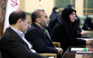 

فعالیت ۵۳ هزارو ۷۷۱ بانوی شاغل در استان کرمانشاه/نیاز بانوان کرمانشاهی به بیمارستان تخصصی و مراکز غربالگری سرطان



 