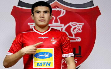 مهاجم خارجی پرسپولیس به تهران رسید