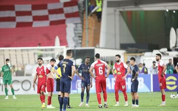 یحیی میلاد سرلک را عامل باخت پرسپولیس می داند؟ 