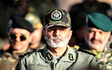 امیر موسوی: ارتش هر چه قوی‌تر باشد کشور از امنیت بالاتری برخوردار است
