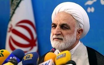 برخی عناصر گمرک در پرونده‌های قاچاق خودرو تحت تعقیب هستند