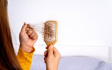مصرف بیش از اندازه این دو ویتامین منجر به ریزش مو می‌شود!
