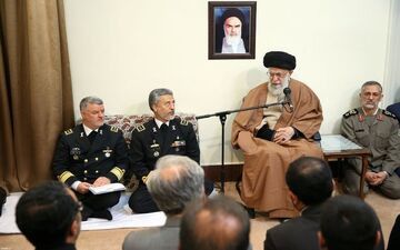 با عزم و روحیه، ابتکار و اقدام، حرکتِ پر شتاب دنبال شود