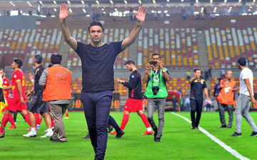 باشگاه پرسپولیس از نکونام شکایت کرد