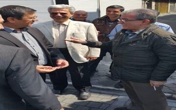  بازدید سرزده رئیس کل بانک مرکزی از صرافی های تهران