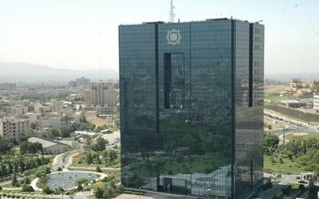 کاهش رشد پایه پولی و نقدینگی در سال جاری