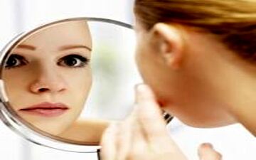  با منافذ باز و جوش‌های سرسیاه پوست چه کنیم؟
