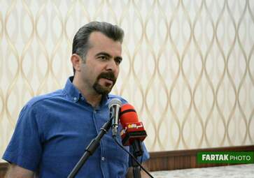  نشست هم‌اندیشی تورلیدرها برای جذب گردشگر  در سالن آناهیتا هتل پارسیان کرمانشاه 