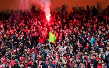 پرسپولیس - النصر با حضور تماشاگران برگزار می‌شود؟