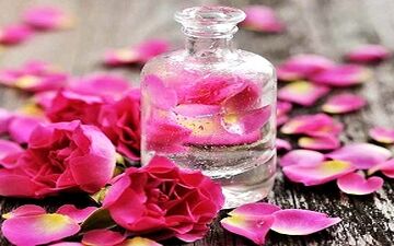  طرز استفاده از گلاب برای داشتن پوستی زیبا