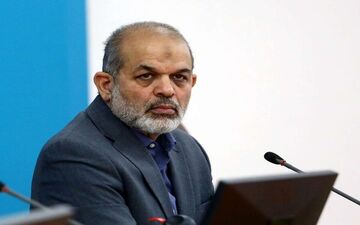 حضور وزیر کشور در محل حریق بیمارستان گاندی | فیلم