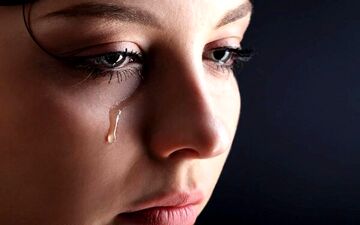 آیا گریه زیاد برای بدن خطرناک است؟ حقیقتی عجیب درباره تأثیر گریه بر سلامت