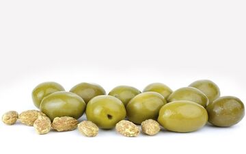 هسته زیتون گنجی پنهان که آن را دور میریزیم