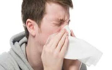 عواقب خطرناک جلوگیری از عطسه