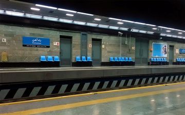  خانمی میانسال درایستگاه مترو از مرگ نجات یافت