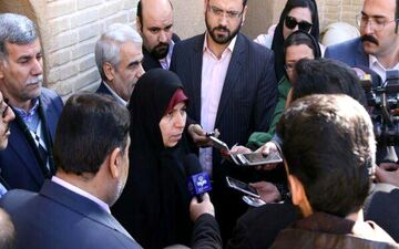 اراده دولت، معرفی ایران به دنیا به عنوان مقصد گردشگری است