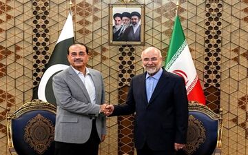 فرمانده ارتش پاکستان با قالیباف دیدار کرد 