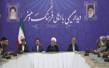 روحانی: هیچگاه در برابر زورگویی دشمن تسلیم نخواهیم شد