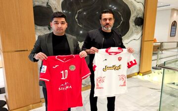پرسپولیس با پیراهن سفید مقابل استقلال قرمزپوش
