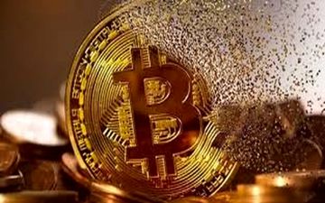 قیمت بیت کوین بازهم رکورد شکست 