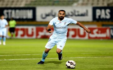 یک پرسپولیسی در مسیر قهرمانی استقلال!